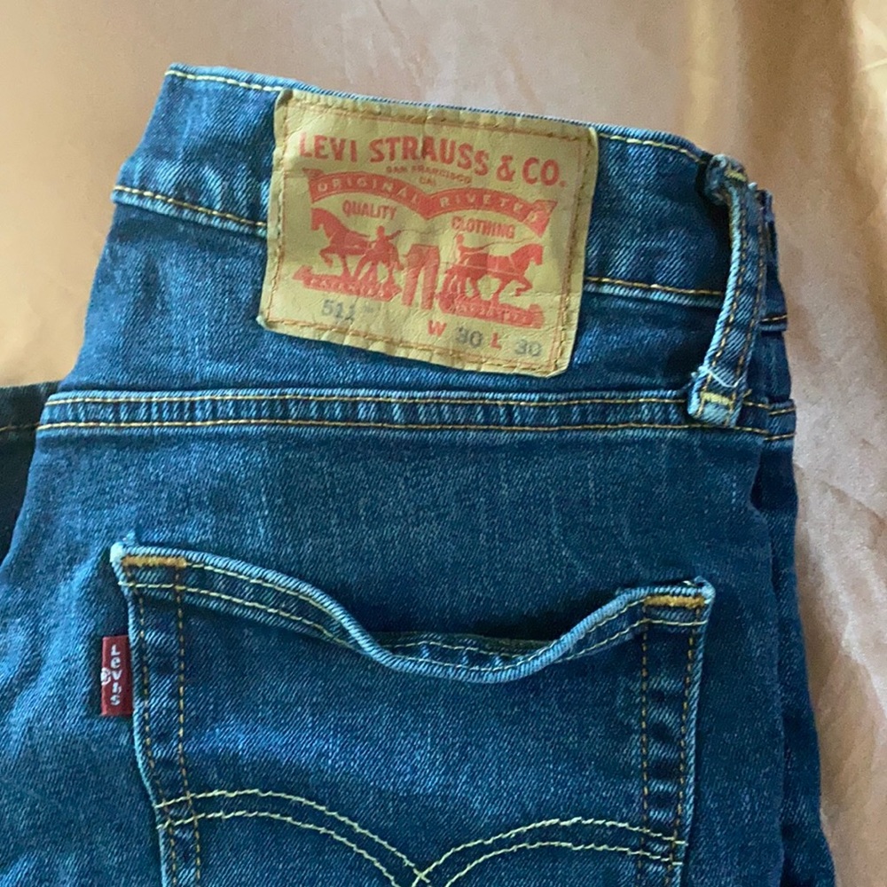 30*30 Levi